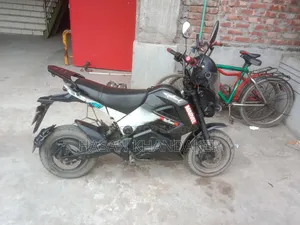 মোটরসাইকেল ২০২০ কালো