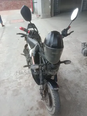 মোটরসাইকেল ২০২০ কালো