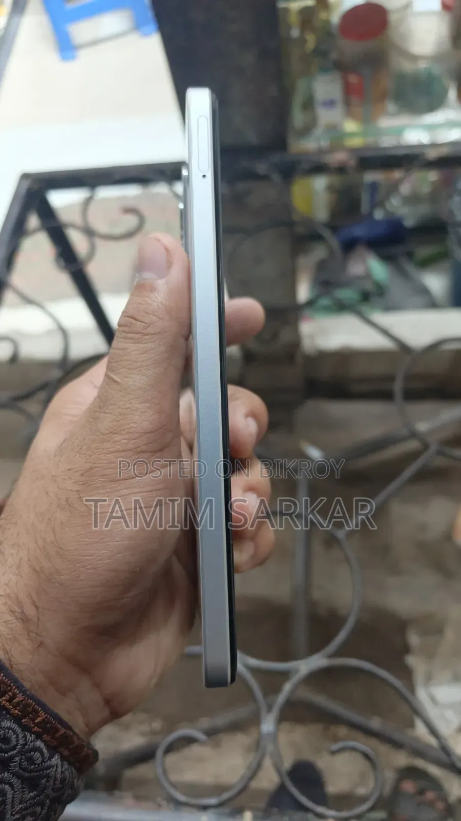রিয়েলমি সি৭১ ১২৮ জিবি সাদা