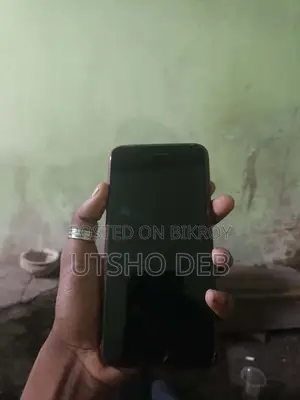Apple iPhone 8 Plus 64 GB Red