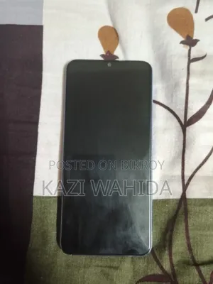 Vivo Y02A 32 GB Purple