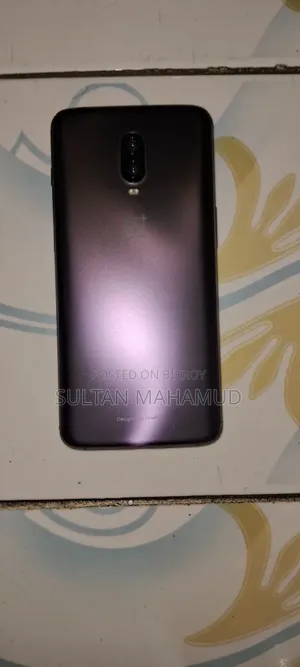 ওয়ানপ্লাস ৬টি ১২৮ জিবি পিংক