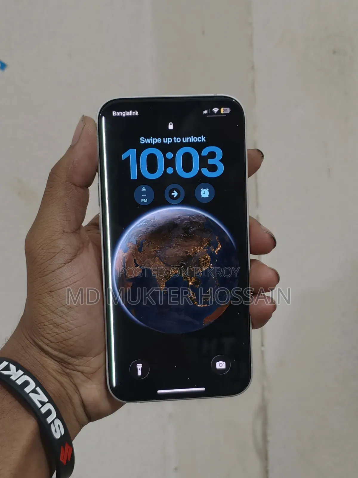 অ্যাপল আইফোন ১৩ ১২৮ জিবি হোয়াইট