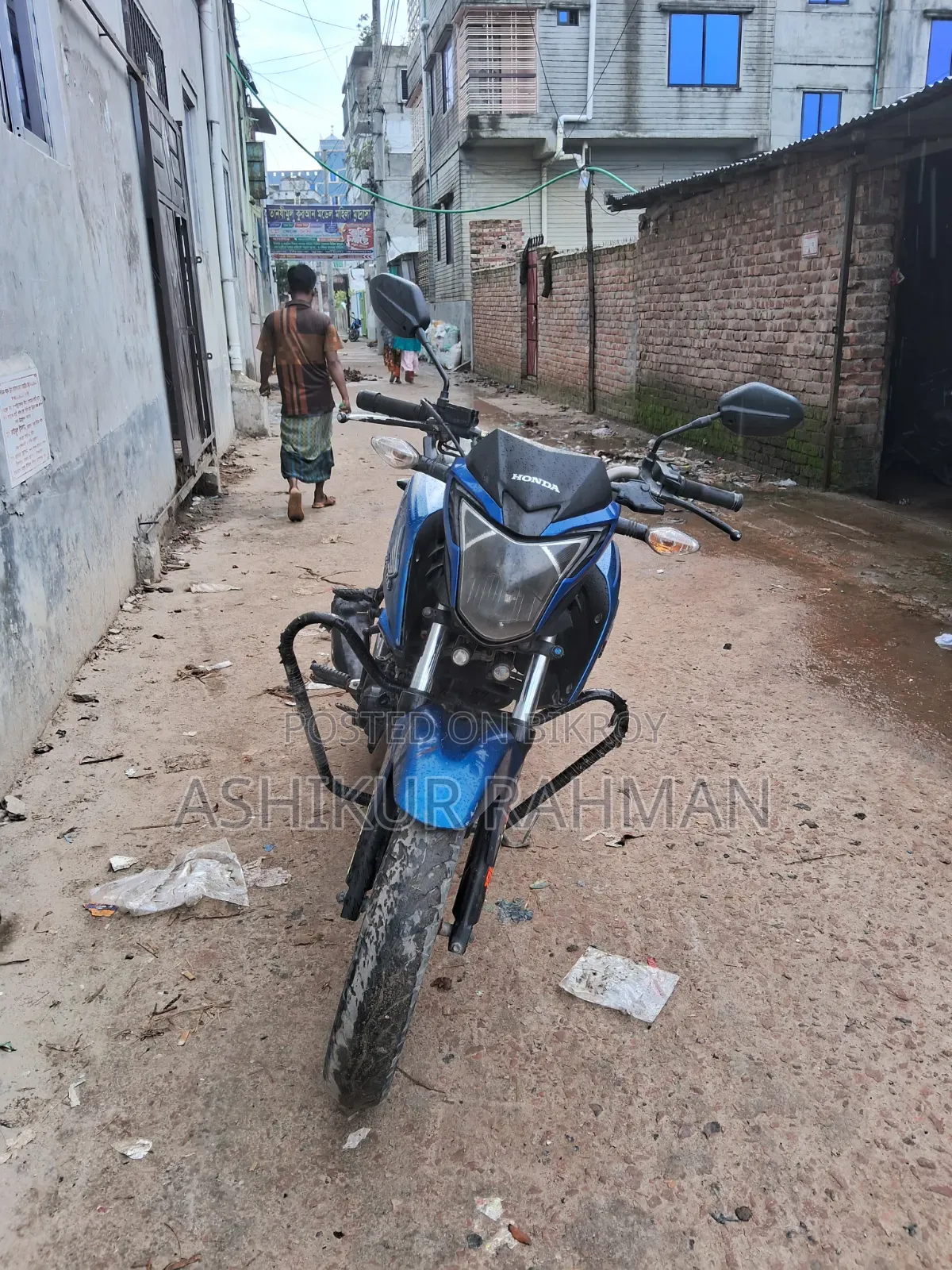 Honda Hornet 2017 Blue