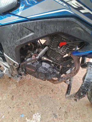 Honda Hornet 2017 Blue