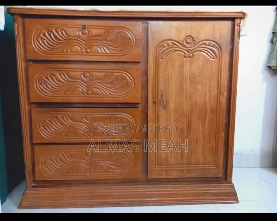 সেগুন কাঠের ওয়ারড্রব