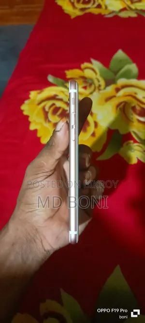 Apple iPhone 6s 64 GB Rose Gold
