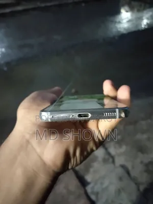 স্যামসাং গ্যালাক্সি এস২২ ৫জি ১২৮ জিবি সাদা