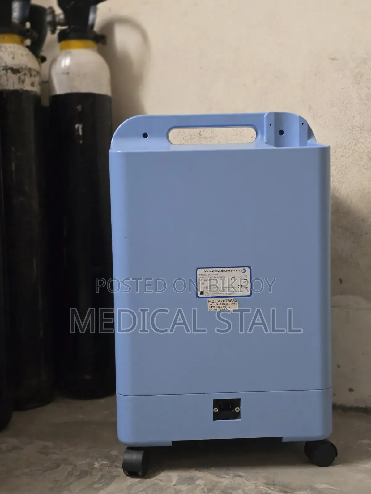 Slightly used Oxygen Machine like new - Oxygen Concentrator