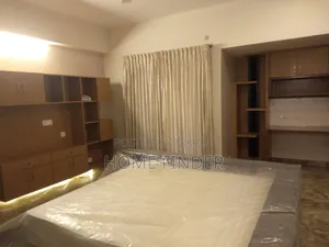 গুলশানে ভাড়ার জন্য ফার্নিশড ৩ বেডরুমের অ্যাপার্টমেন্ট