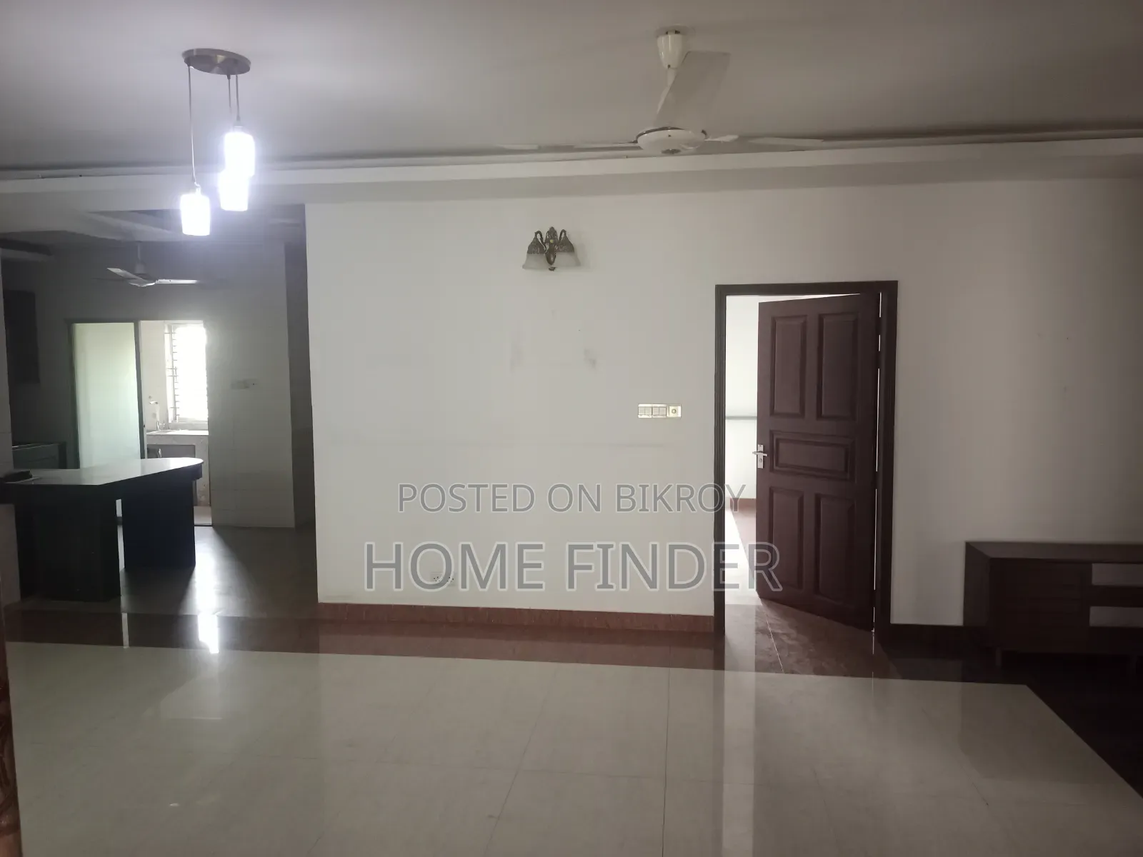 গুলশানে ভাড়ার জন্য ৪ বেডরুমের অ্যাপার্টমেন্ট
