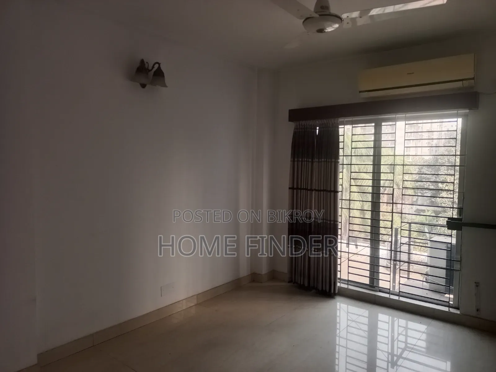 গুলশানে ভাড়ার জন্য ৪ বেডরুমের অ্যাপার্টমেন্ট