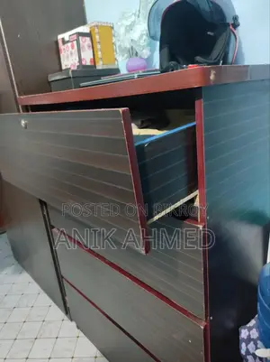 ৪ ড্রয়ার ওয়ারড্রোব