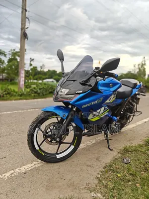 সুজুকি জিক্সার এসএফ ২০২২ নীল