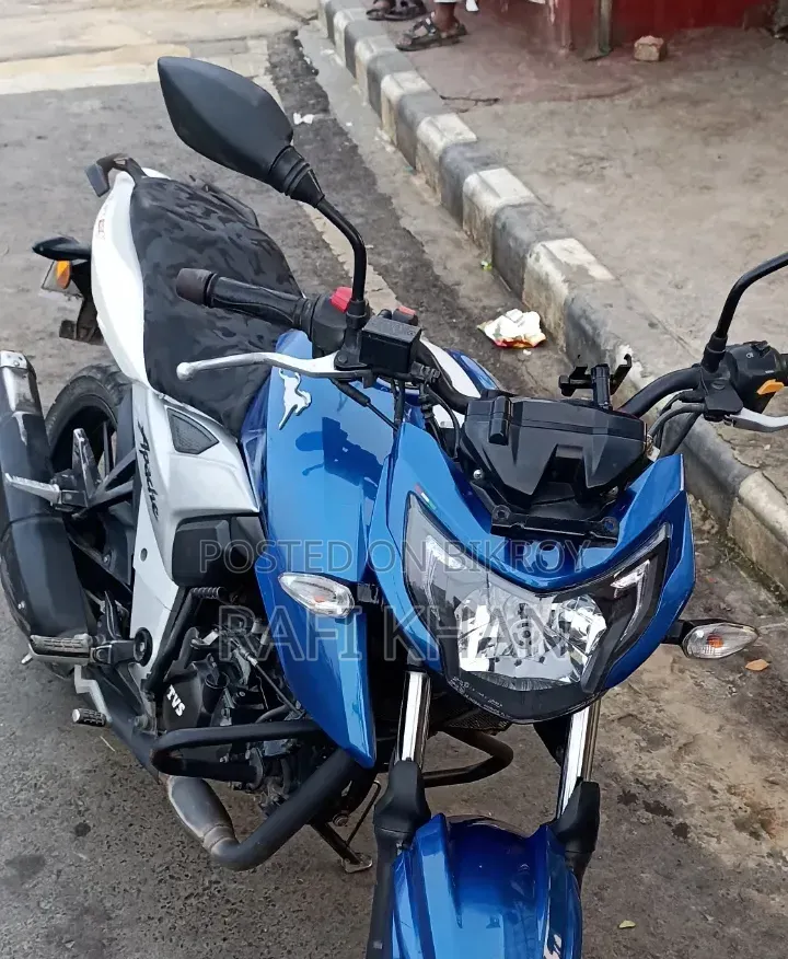 TVS Apache RTR 160 4V 2020 Blue