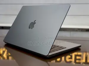 Laptop Apple MacBook Pro 2021 M1 16GB Apple M1 Pro SSD 512GB