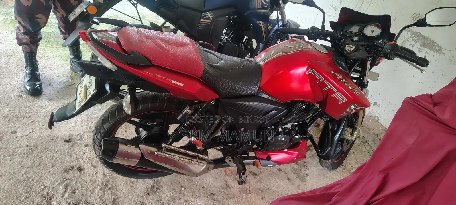 TVS Apache RTR 160 2V 2018 Red