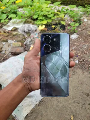 টেকনো পোভা ৫ প্রো ২৫৬ জিবি ব্ল্যাক