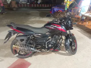 বাজাজ পালসার ১৫০ ২০২৪ কালো
