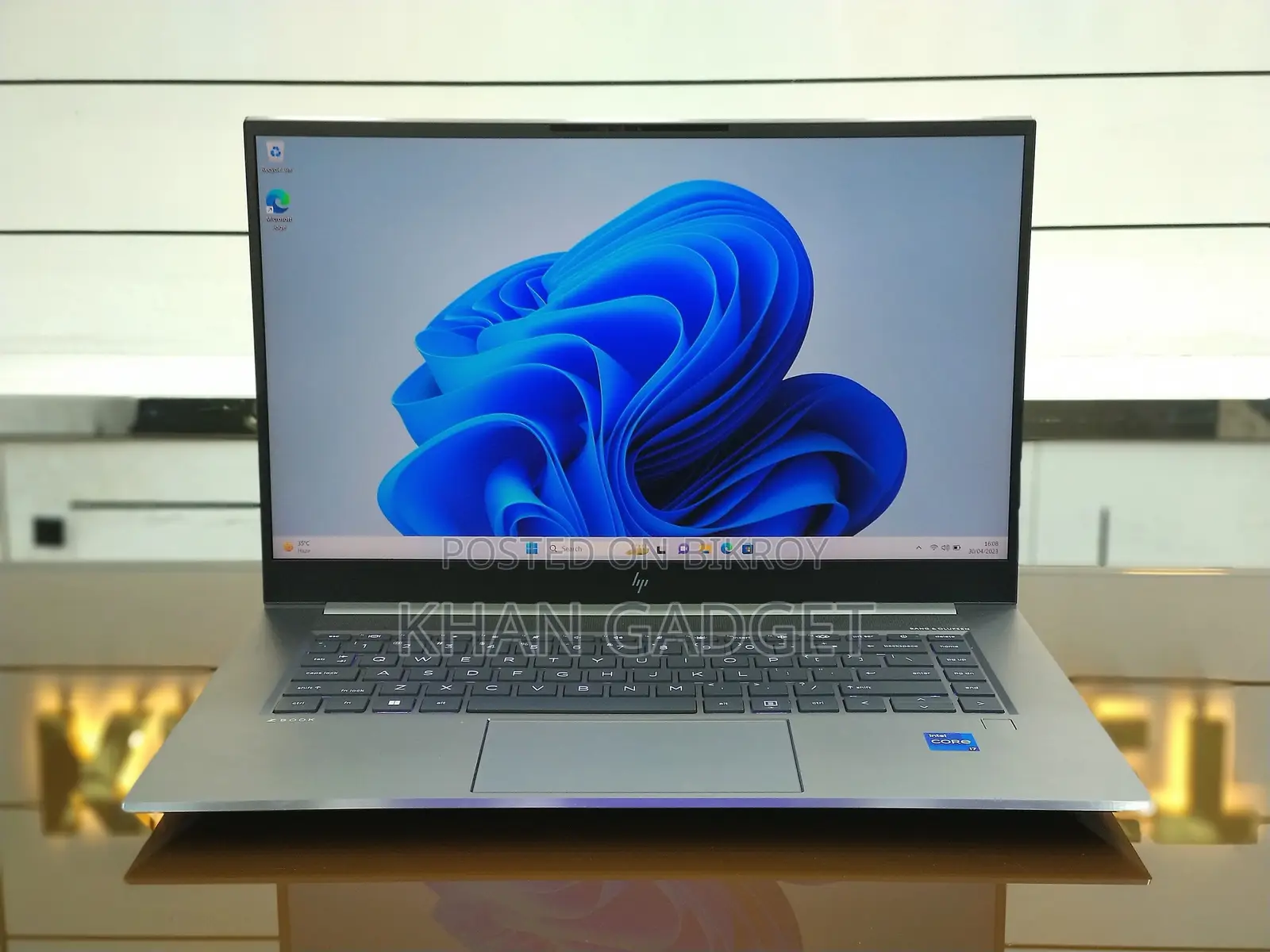 ল্যাপটপ HP ZBook Studio G8 16GB Intel Core I7 SSD 512GB