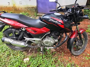 Bajaj Pulsar 150 2014 Red