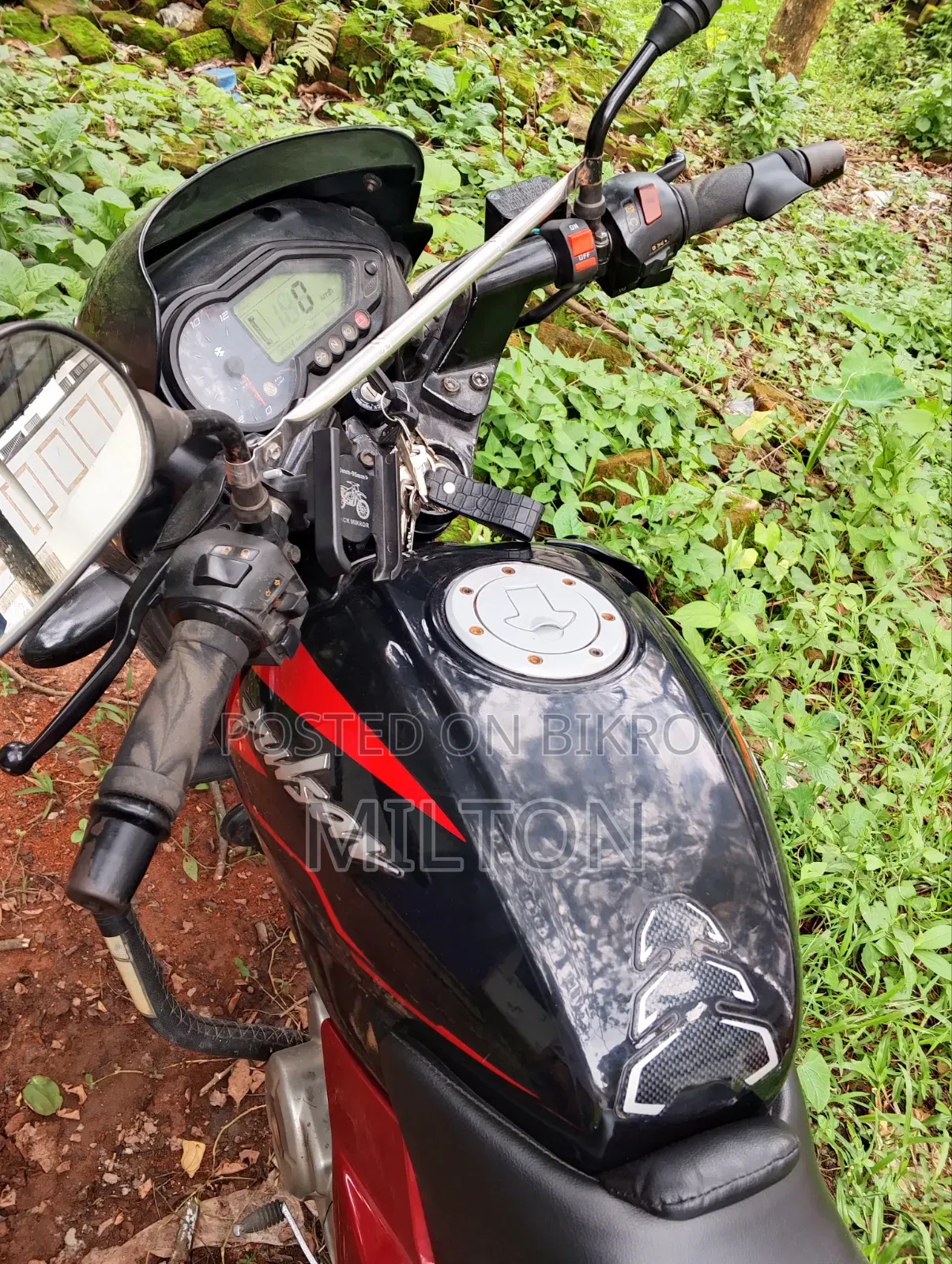 Bajaj Pulsar 150 2014 Red