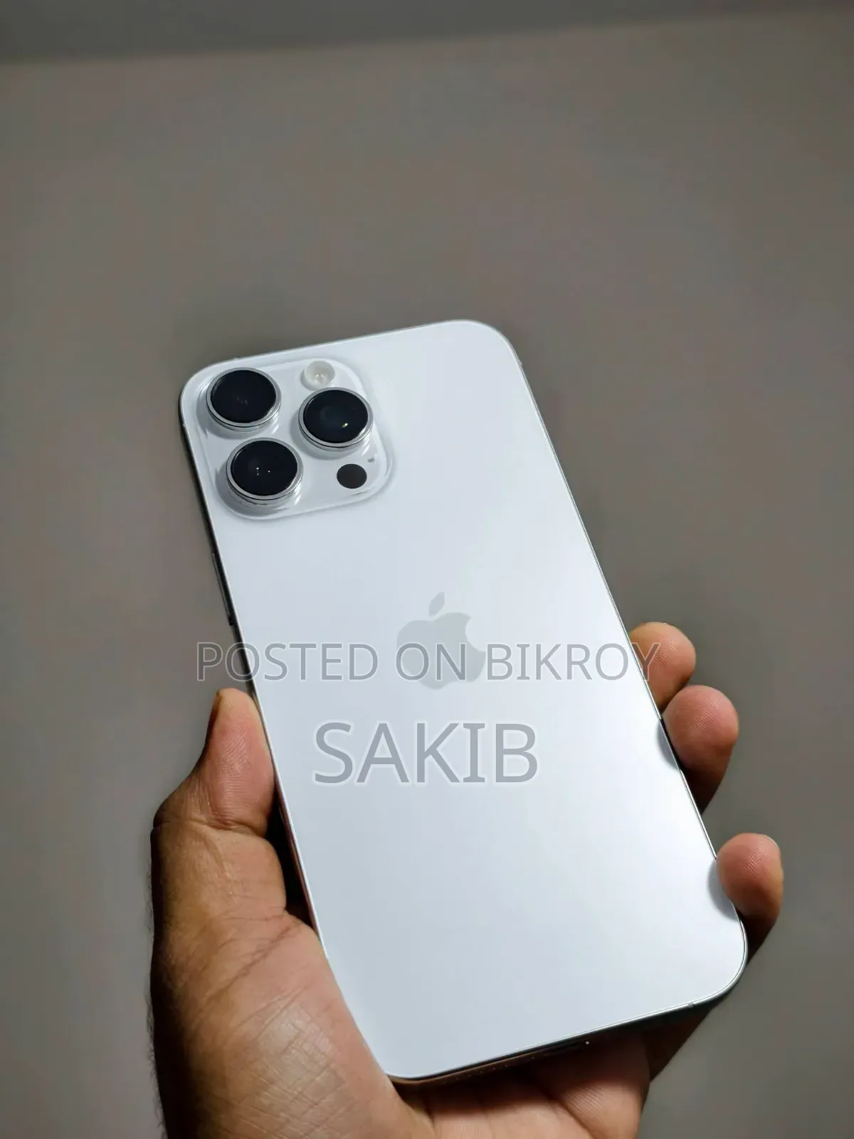 অ্যাপল আইফোন ১৬ প্রো ম্যাক্স ২৫৬ জিবি হোয়াইট