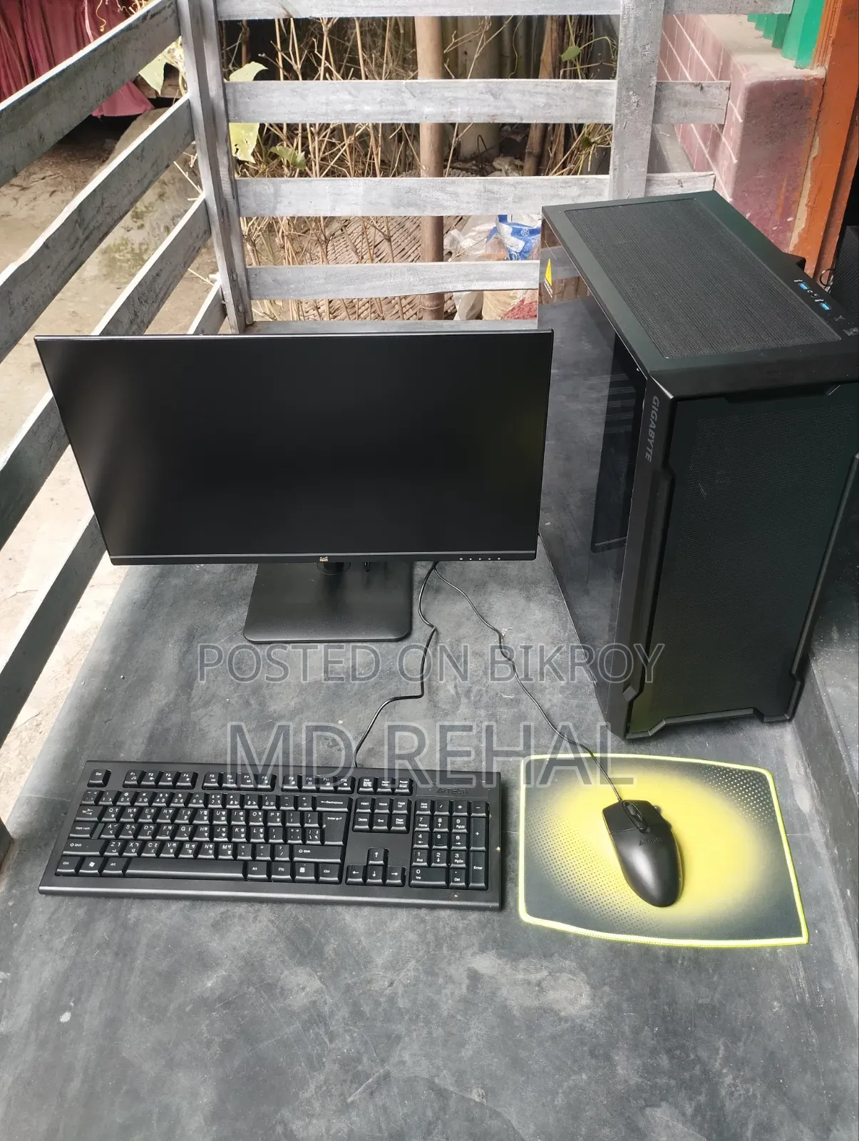 Desktop Computer Gigabyte 16GB AMD Ryzen 5 SSD 500GB