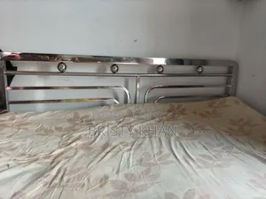 স্টিল বেড ফর সেল ৬ ফিট বাই ৬ ফিট