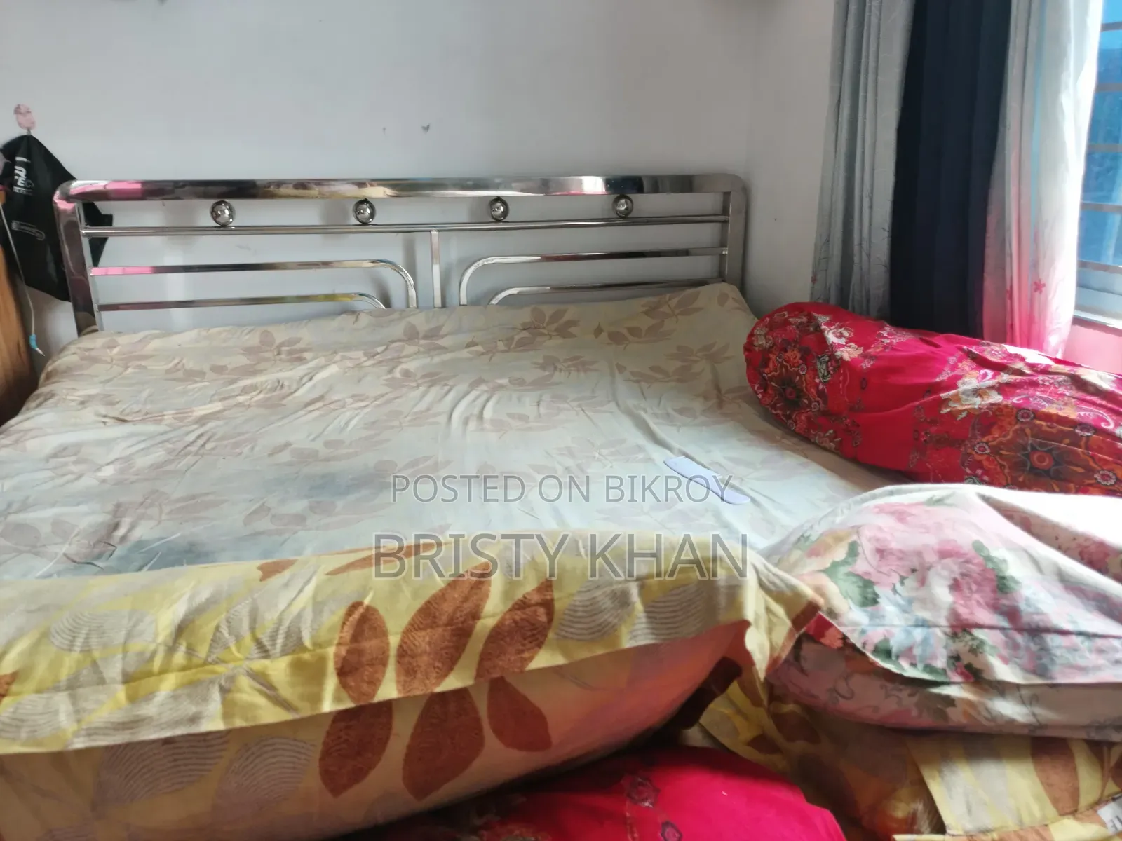স্টিল বেড ফর সেল ৬ ফিট বাই ৬ ফিট