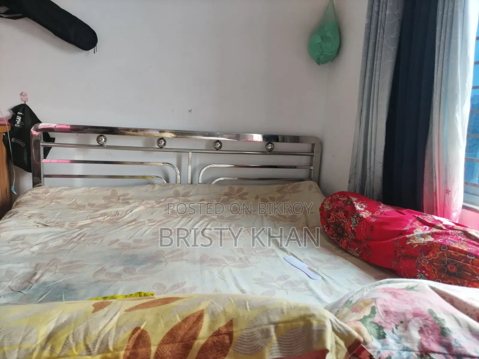 স্টিল বেড ফর সেল ৬ ফিট বাই ৬ ফিট