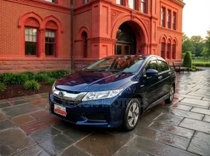 Honda Grace 2017 Gray
