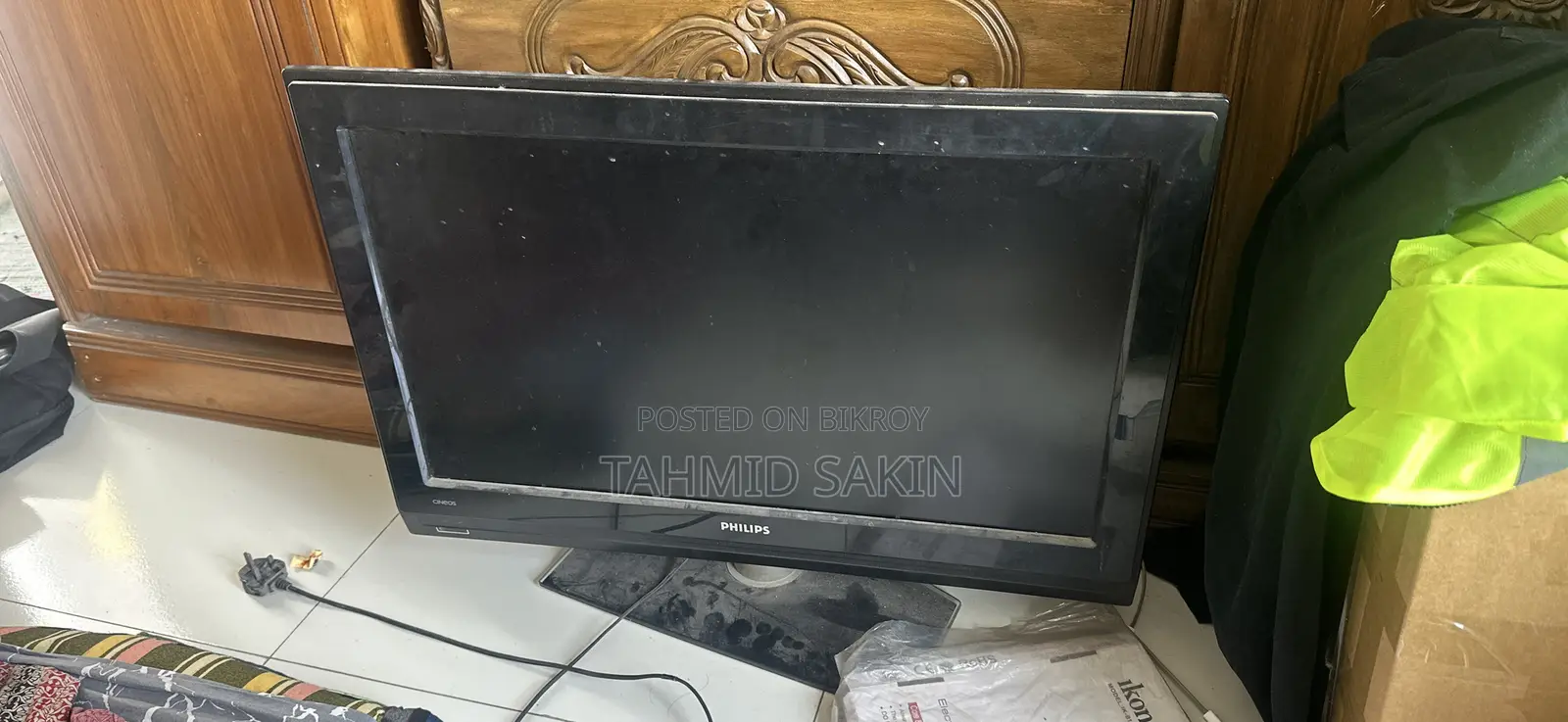 টিভি ৩২ ইঞ্চি