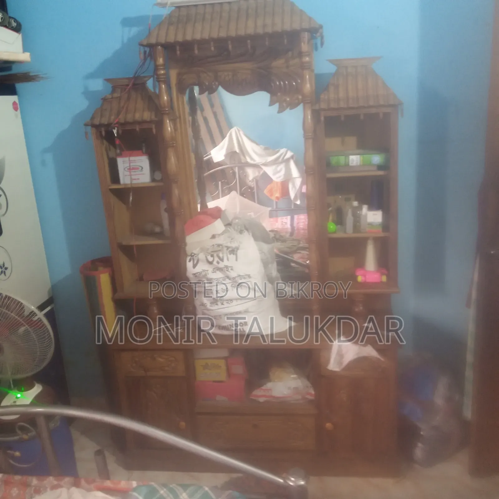 ড্রেসিং টেবিল বিক্রি হবে