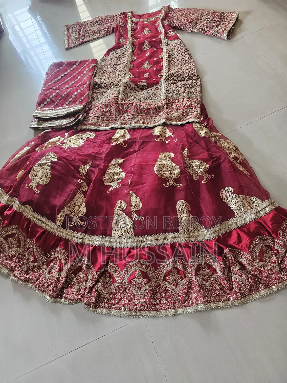 Decorative Red Wedding Dress