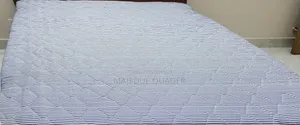 ম্যাট্রেস টপার