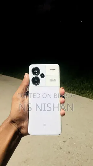 শাওমি রেডমি নোট ১৩ প্রো+ ২৫৬ জিবি হোয়াইট