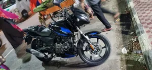 বাজাজ পালসার ১৫০ ২০২১ কালো