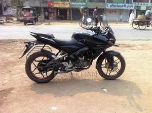 বাজাজ পালসার ১৫০ ২০১৭ ব্ল্যাক