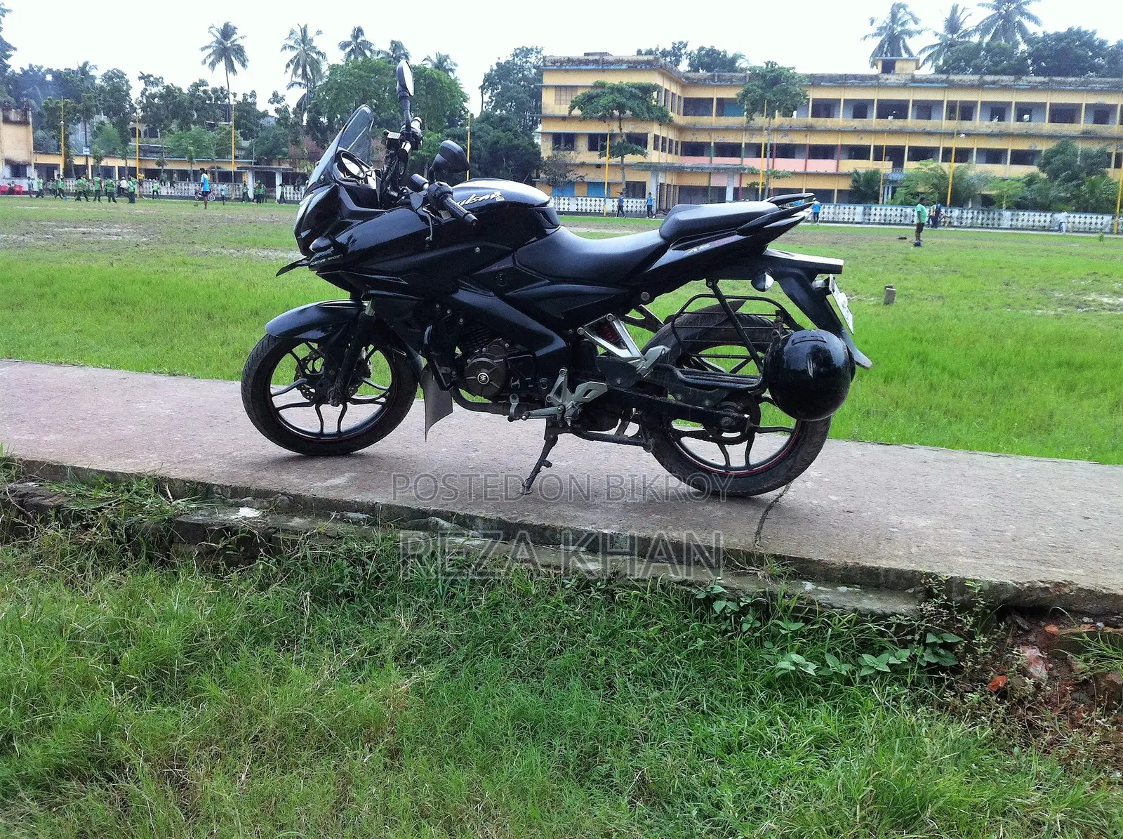 বাজাজ পালসার ১৫০ ২০১৭ ব্ল্যাক