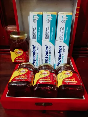 Saffola Honey 100gm and Pepsodent 40gm Combo