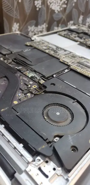 MacBook Pro A1398 No Power Repair Service | Apple Lab Original