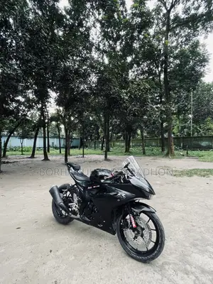 সুজুকি জিএসএক্স-আর১৫০ ২০২৩ গ্রিন