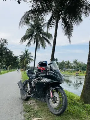 সুজুকি জিএসএক্স-আর১৫০ ২০২৩ গ্রিন