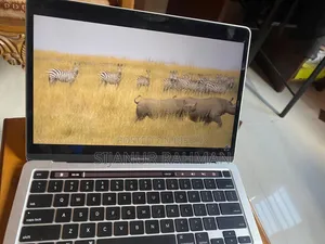 Laptop Apple MacBook Pro 2020 16GB SSD 512GB