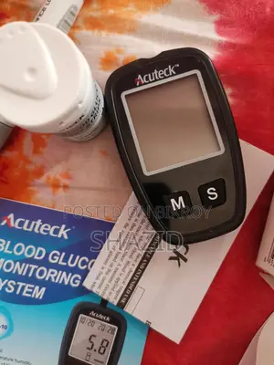 Acuteck Blood Glucose Monitoring System – with 40 limitedly used strips