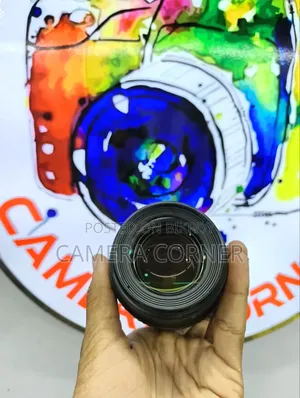 ক্যানন ১০০মিমি ২.৮ লেন্স