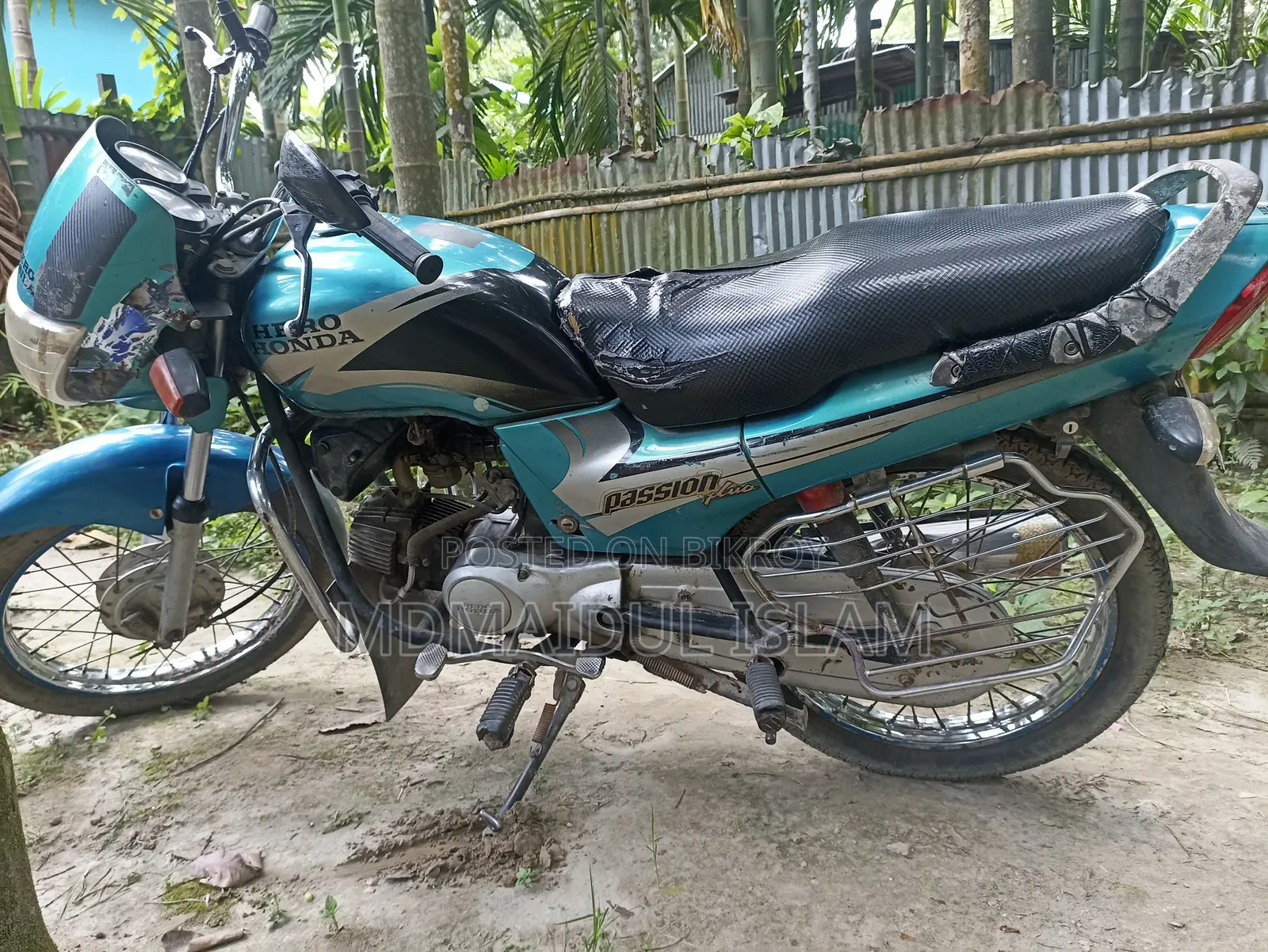 Honda 2005 Blue