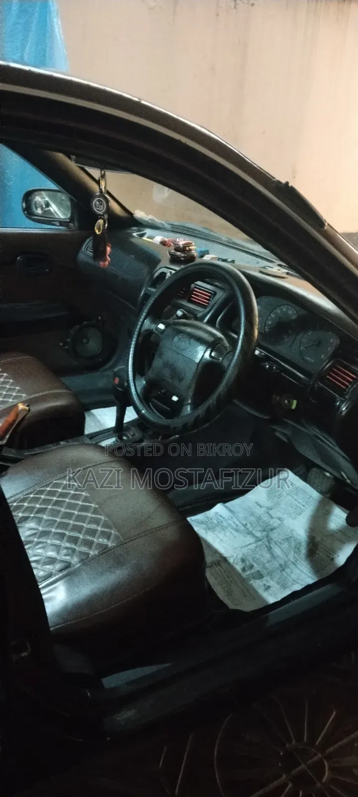 টয়োটা করোল্লা ১৯৯৪ মেরুন