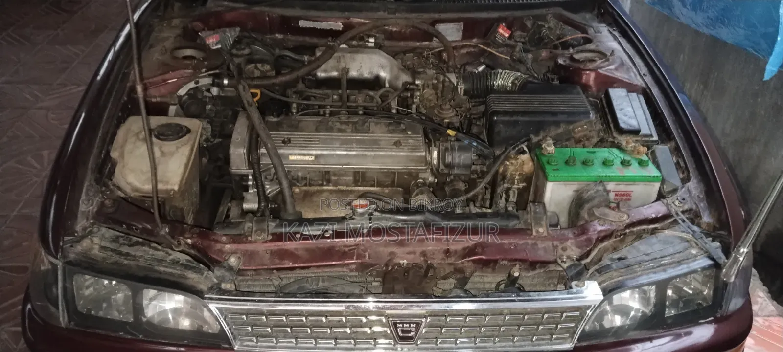 টয়োটা করোল্লা ১৯৯৪ মেরুন
